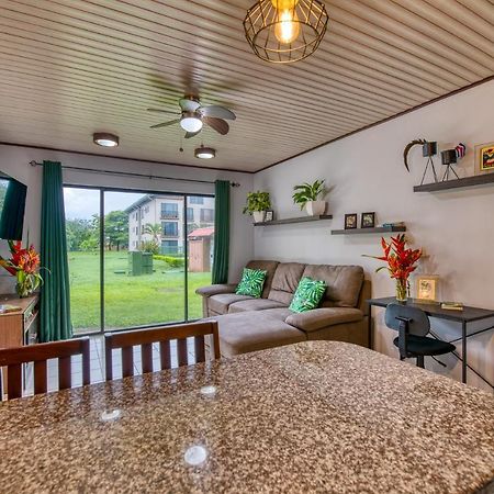 Golden Getaway Apartments Liberia Exterior foto